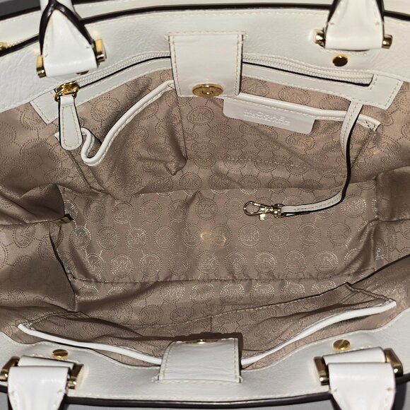 Michael Kors KARLIE White Leather Top Handle / Gold Chain Link Shoulder Bag - Picture 10 of 15